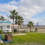 Cubo's Mendoza Seaview דירה