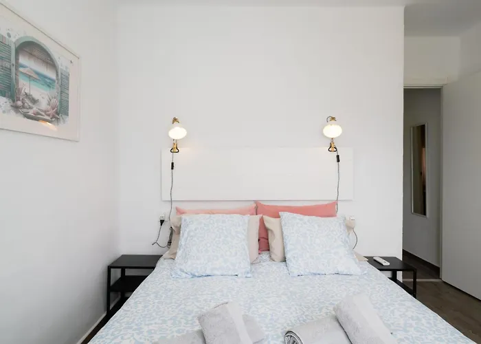 Apartment Cubo's Mendoza Seaview Málaga